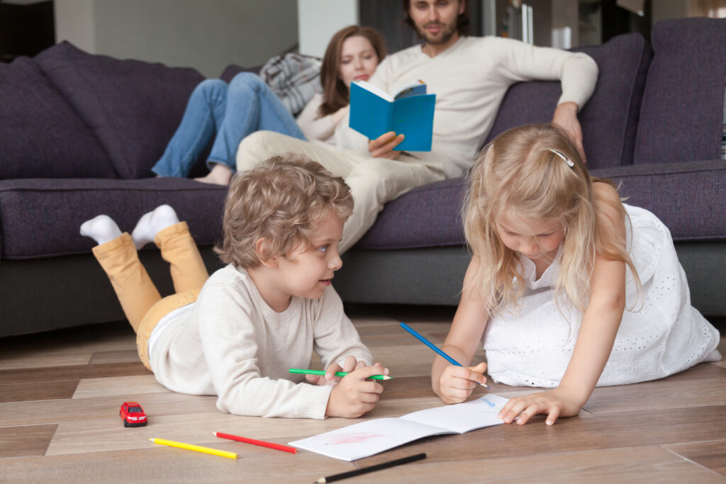 10 tips om je gezin als jonge ouders goed te organiseren